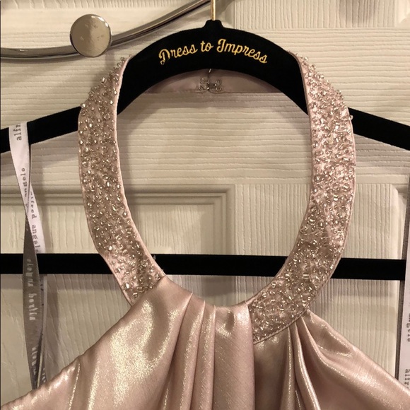 Alfred Angelo - Picture 2 of 4